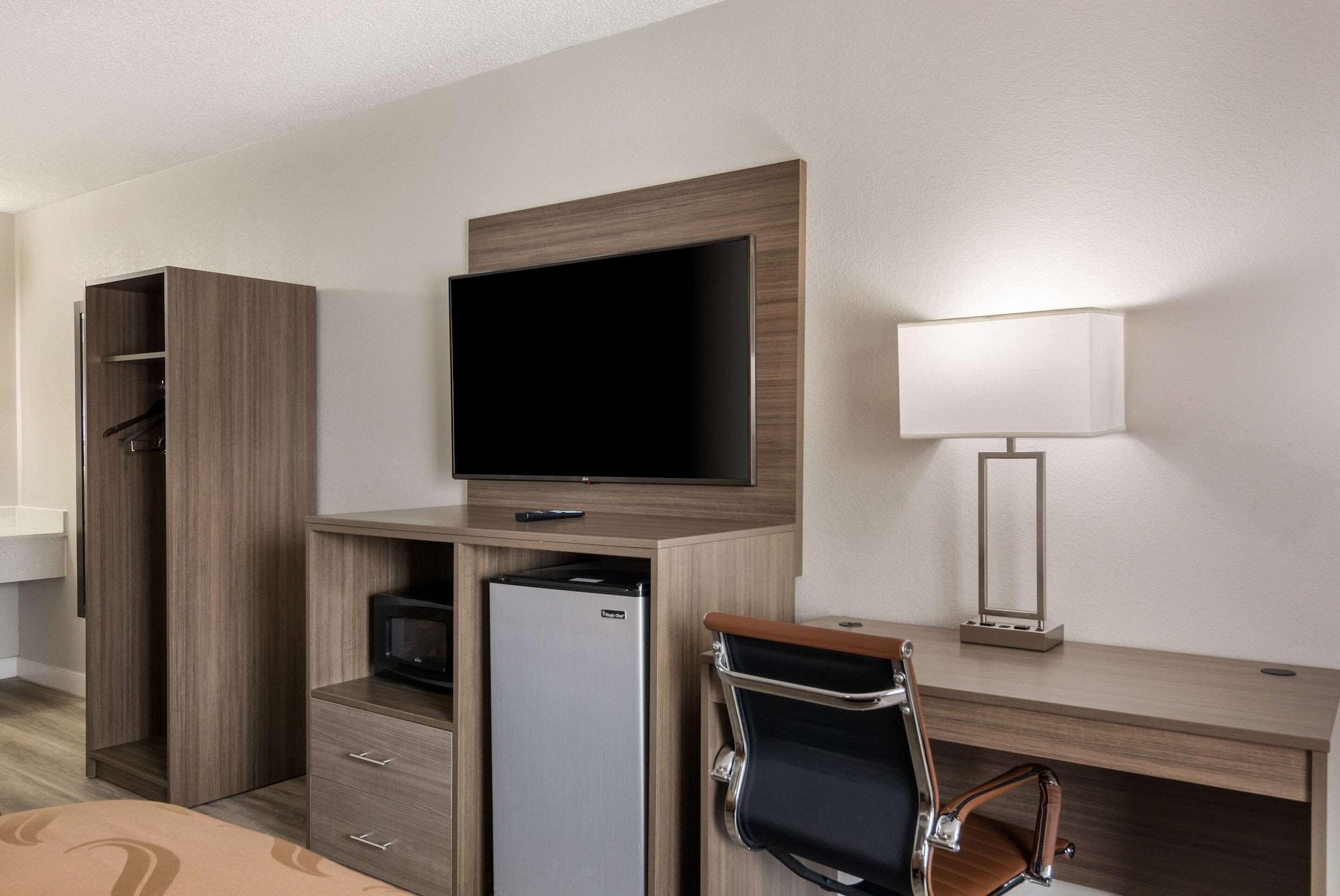 Quality Inn إمبوريا المظهر الخارجي الصورة