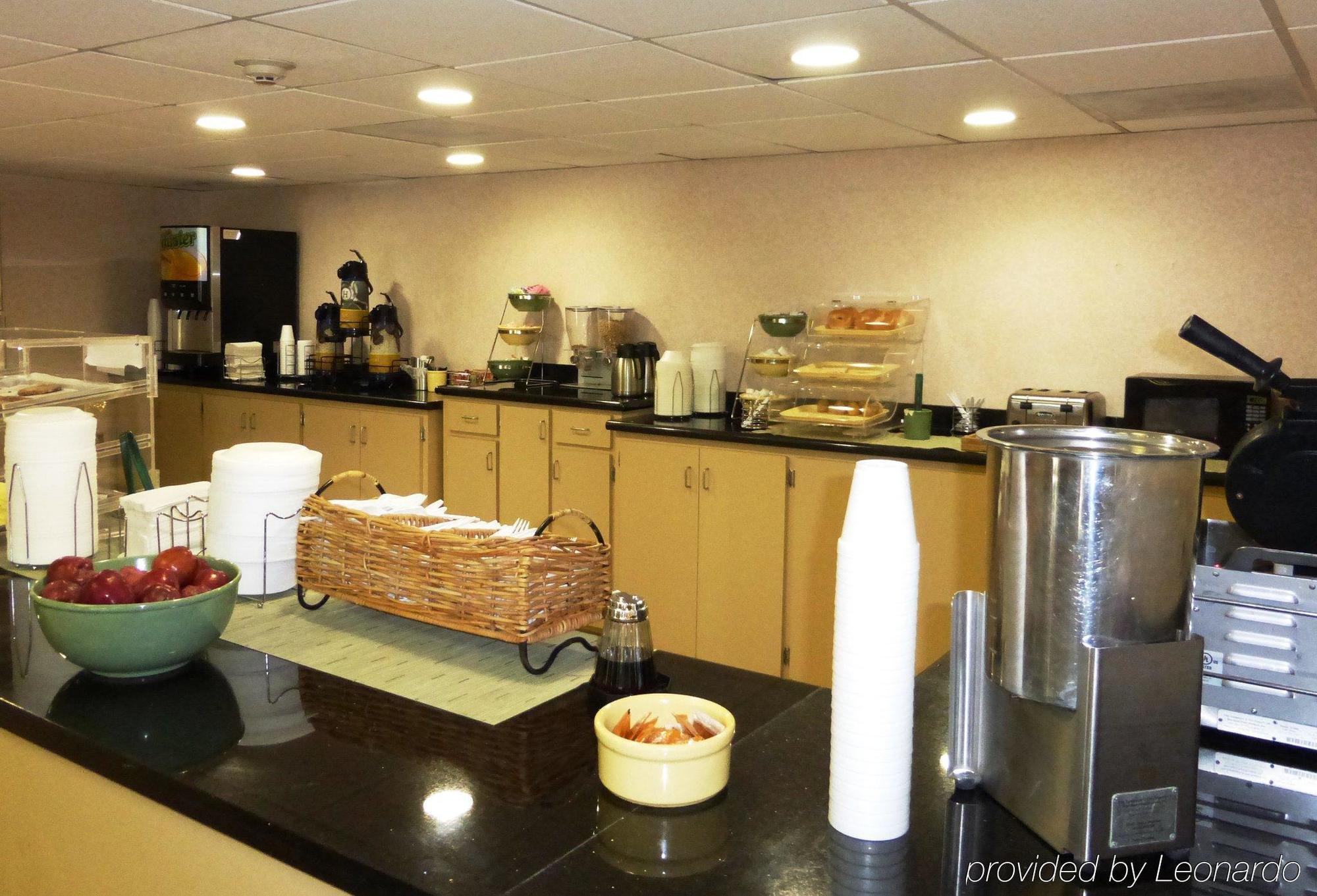 Quality Inn إمبوريا المظهر الخارجي الصورة